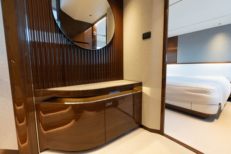 S80 2025 PRINCESS YACHTS