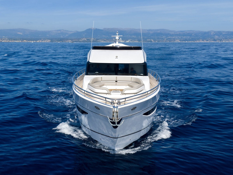 S80 2025 PRINCESS YACHTS