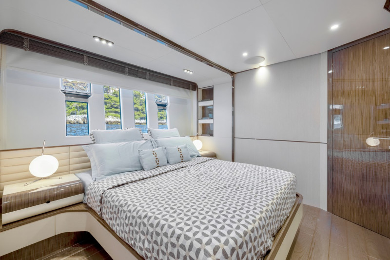 95 RPH 2017 AZIMUT YACHTS