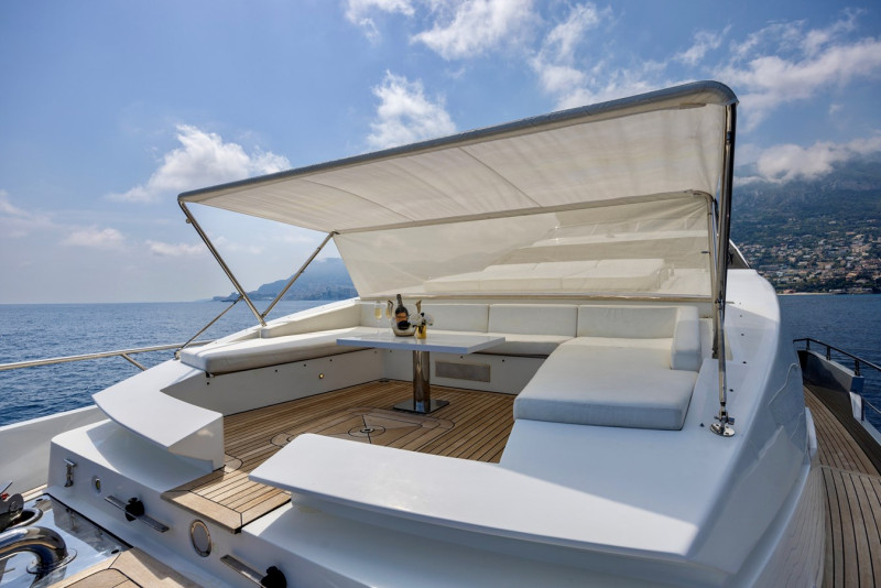 95 RPH 2017 AZIMUT YACHTS