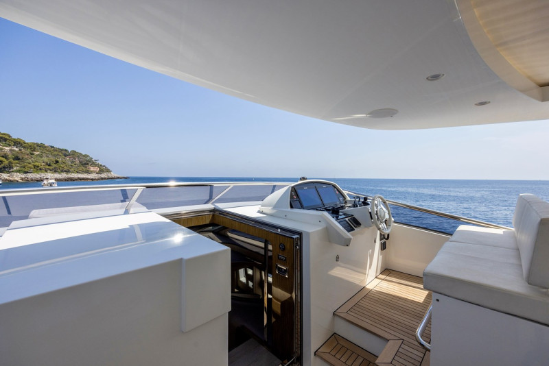 95 RPH 2017 AZIMUT YACHTS