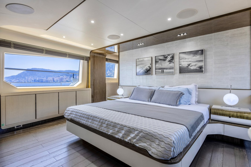 95 RPH 2017 AZIMUT YACHTS
