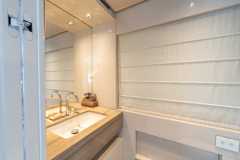 2018 SANLORENZO YACHTS