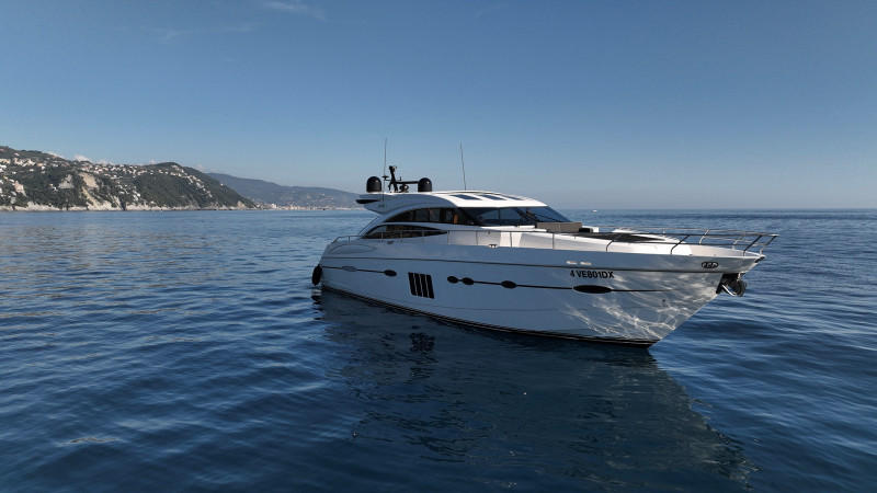 V72 2011 PRINCESS YACHTS