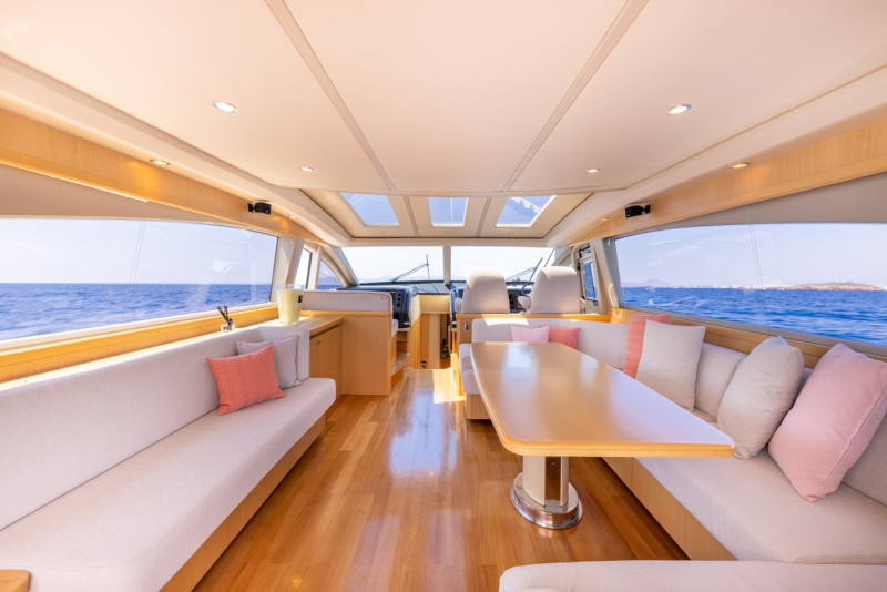 PRINCESS V70 2008 PRINCESS YACHTS
