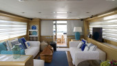 800 2010 FERRETTI YACHTS