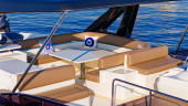 800 2010 FERRETTI YACHTS