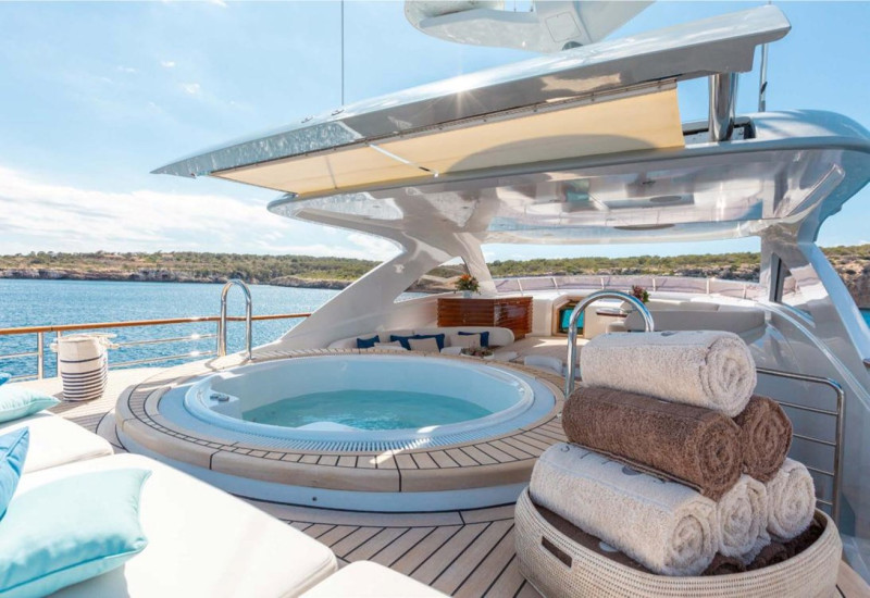 DISPLACEMENT  2015 MULDER SHIPYARD