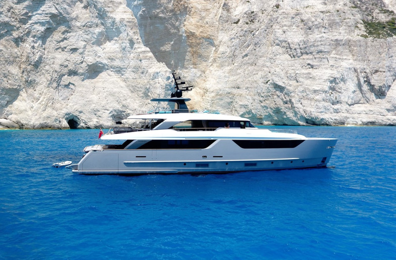 SD118 2021 SANLORENZO YACHTS
