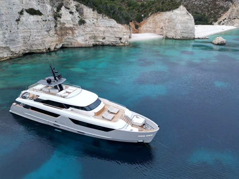 SD118 2021 SANLORENZO YACHTS