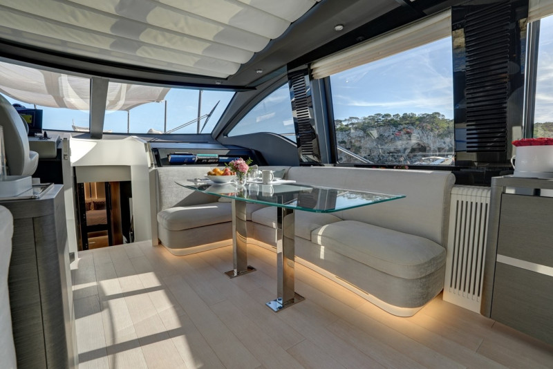 S8 2023 AZIMUT YACHTS