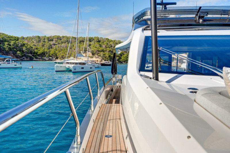 S8 2023 AZIMUT YACHTS