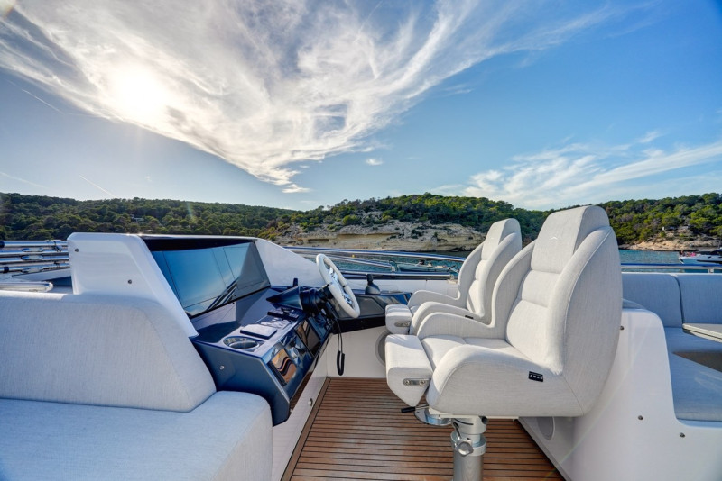 S8 2023 AZIMUT YACHTS