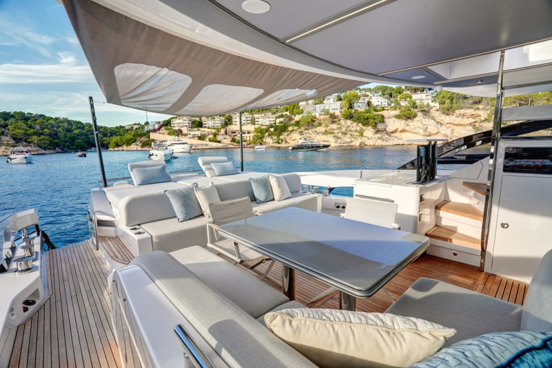 S8 2023 AZIMUT YACHTS