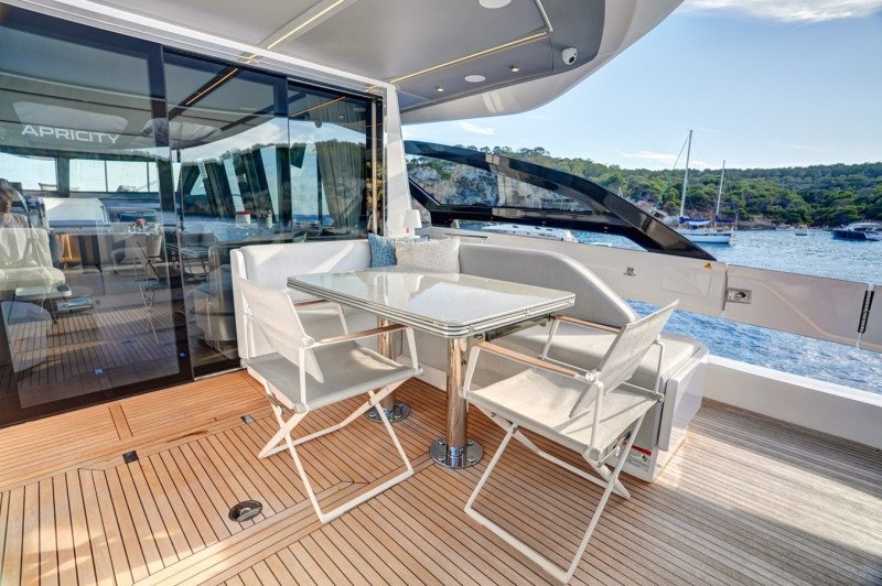 S8 2023 AZIMUT YACHTS