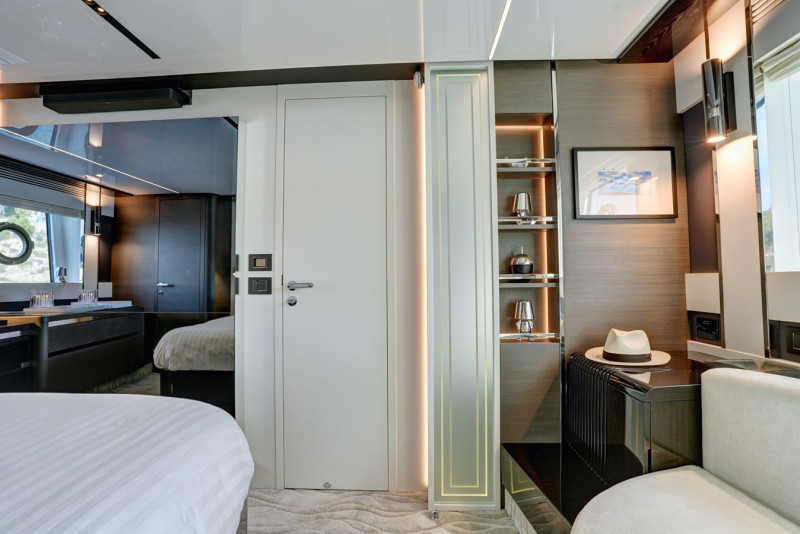 S8 2023 AZIMUT YACHTS