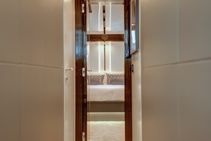 S8 2023 AZIMUT YACHTS