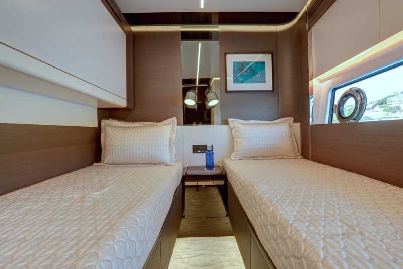 S8 2023 AZIMUT YACHTS