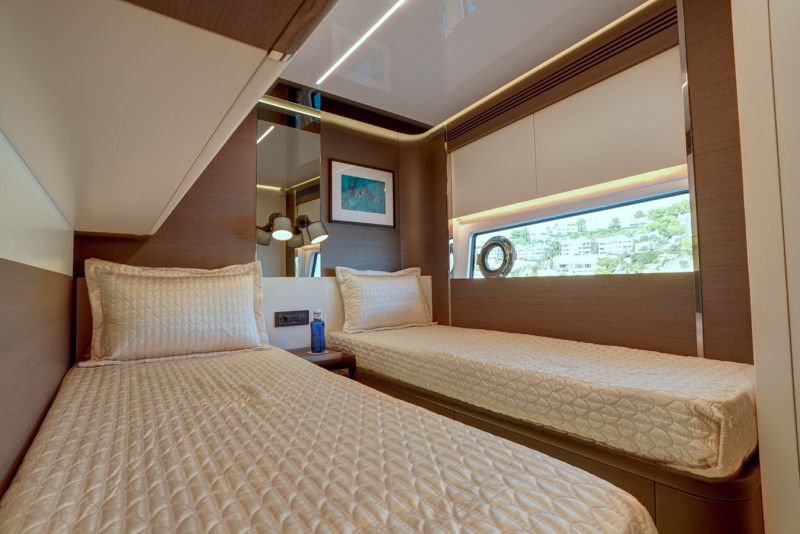 S8 2023 AZIMUT YACHTS