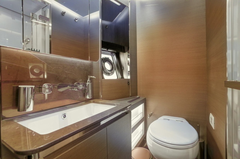 S8 2023 AZIMUT YACHTS