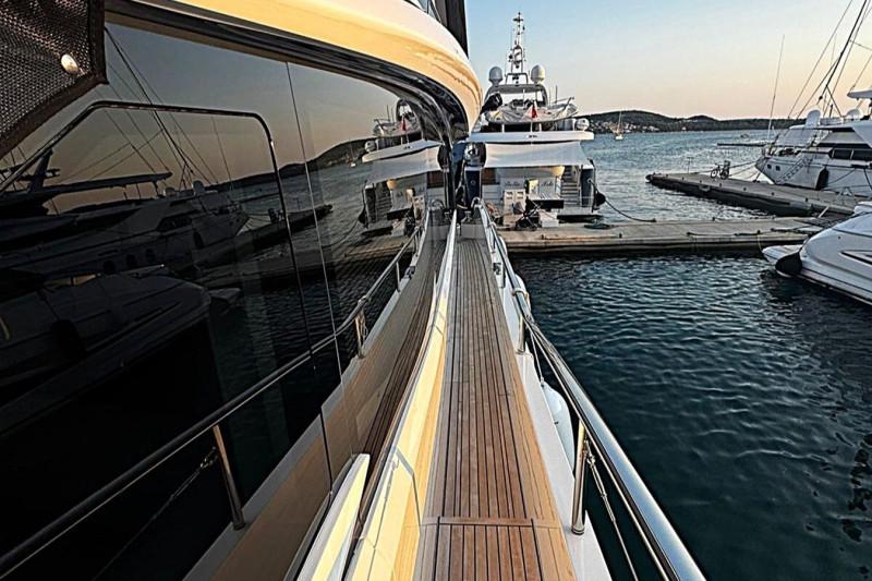 PRINCESS Y72 2025 PRINCESS YACHTS