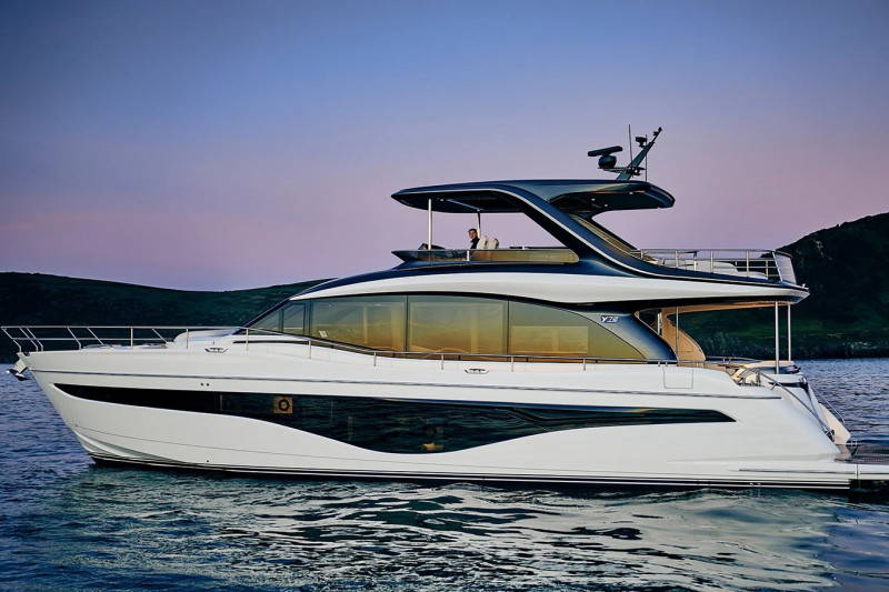 PRINCESS Y72 2025 PRINCESS YACHTS
