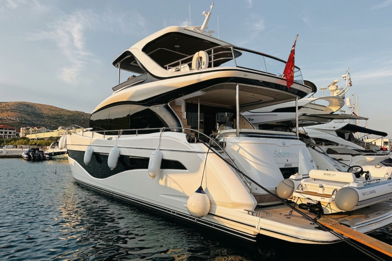 PRINCESS Y72 2025 PRINCESS YACHTS