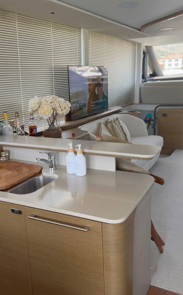 PRINCESS Y72 2025 PRINCESS YACHTS