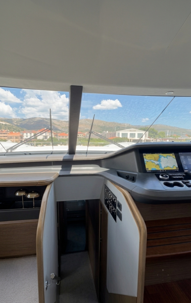 PRINCESS Y72 2025 PRINCESS YACHTS