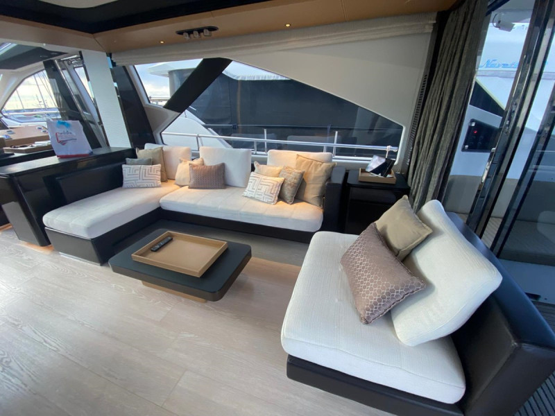 77S 2016 AZIMUT YACHTS