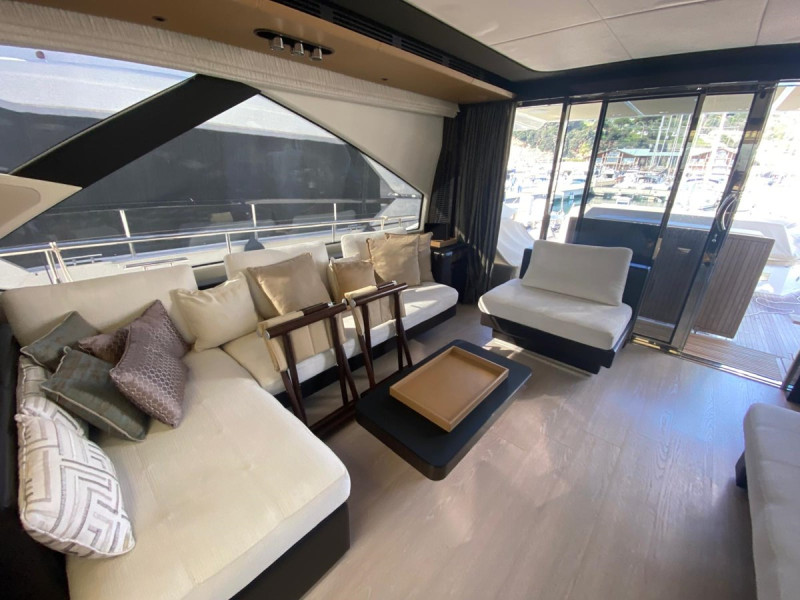 77S 2016 AZIMUT YACHTS