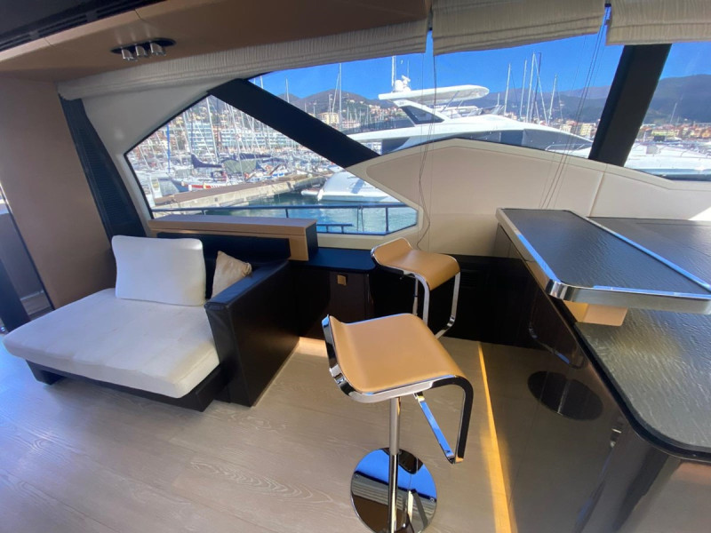 77S 2016 AZIMUT YACHTS