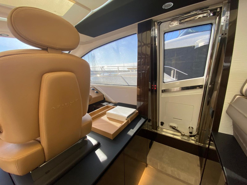 77S 2016 AZIMUT YACHTS