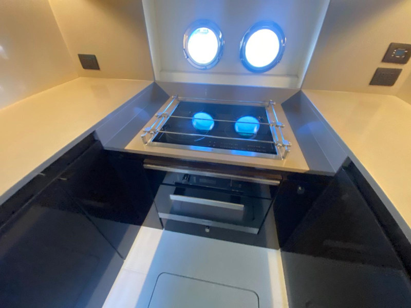 77S 2016 AZIMUT YACHTS