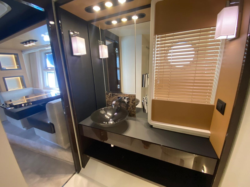 77S 2016 AZIMUT YACHTS