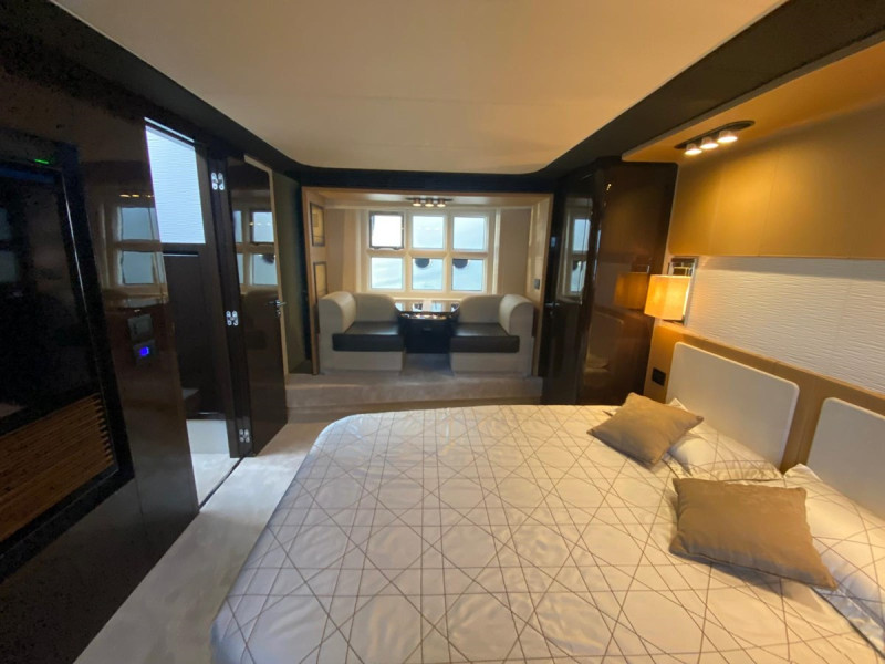 77S 2016 AZIMUT YACHTS