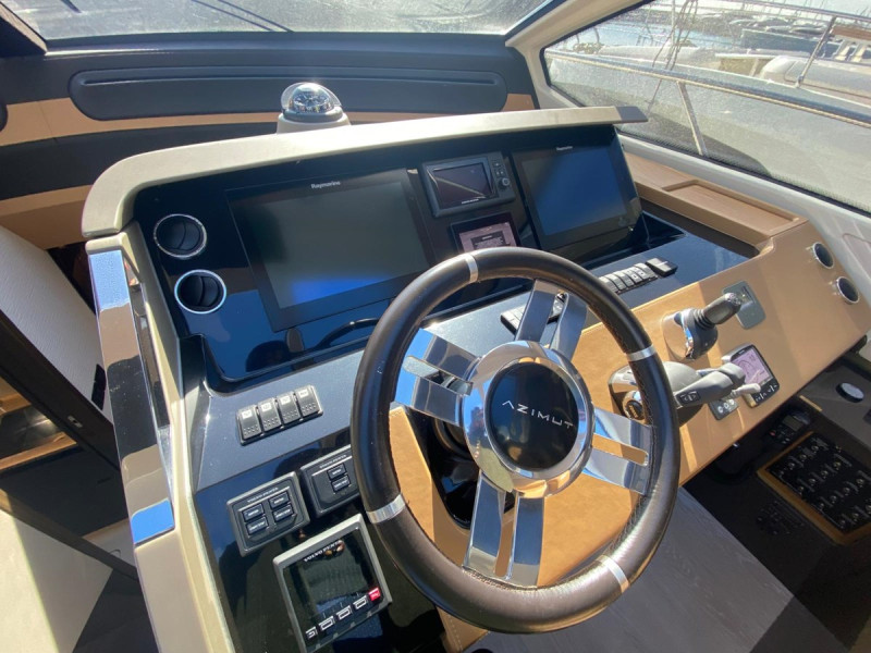 77S 2016 AZIMUT YACHTS