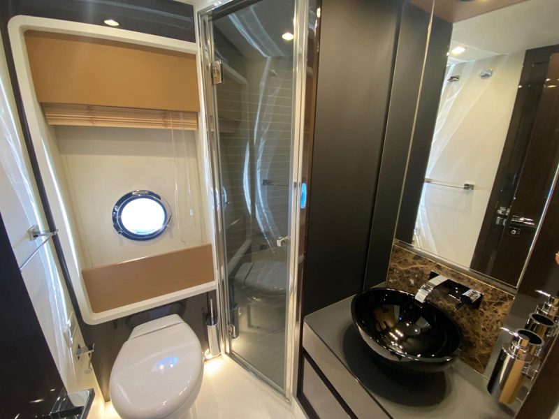 77S 2016 AZIMUT YACHTS