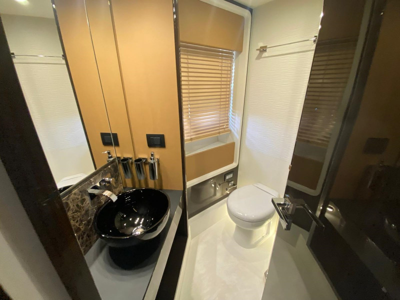 77S 2016 AZIMUT YACHTS