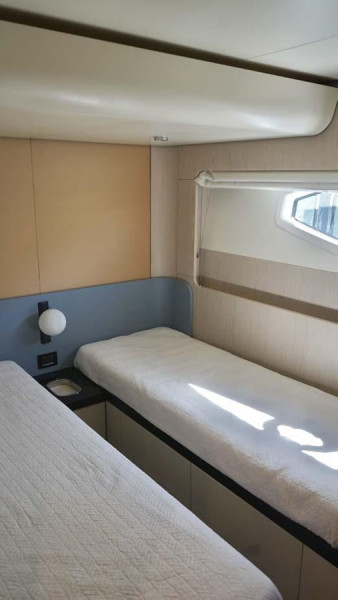 78 FLY 2023 AZIMUT YACHTS