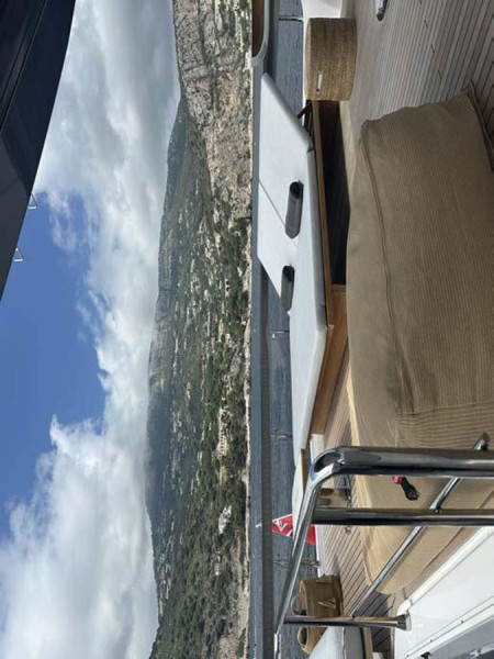 78 FLY 2023 AZIMUT YACHTS