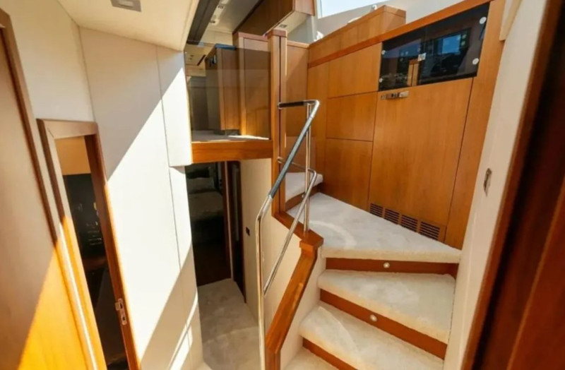 SUNSEEKER MANHATTAN 63 2012 SUNSEEKER