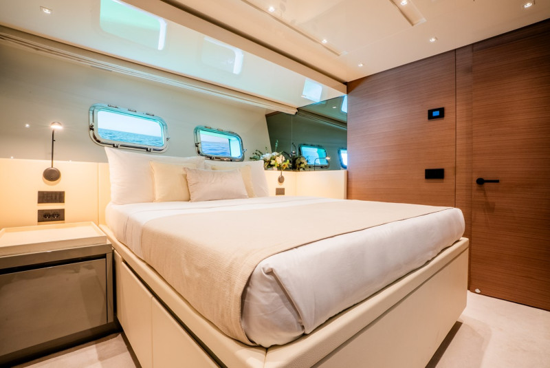 SL86 2024 SANLORENZO YACHTS