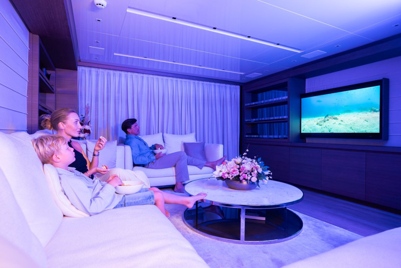 SL86 2024 SANLORENZO YACHTS