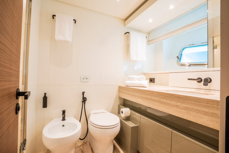 SL86 2024 SANLORENZO YACHTS