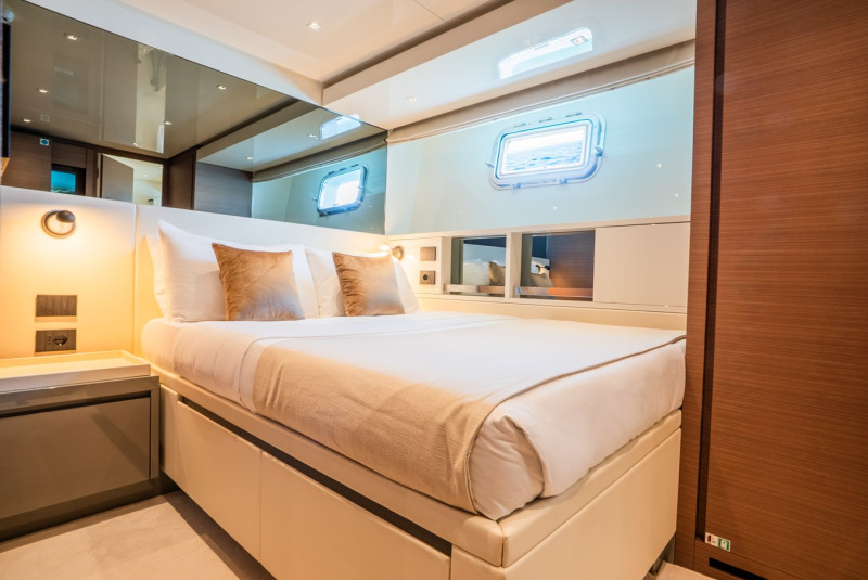 SL86 2024 SANLORENZO YACHTS