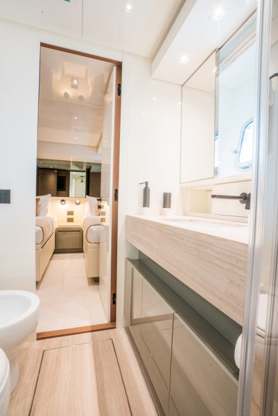 SL86 2024 SANLORENZO YACHTS