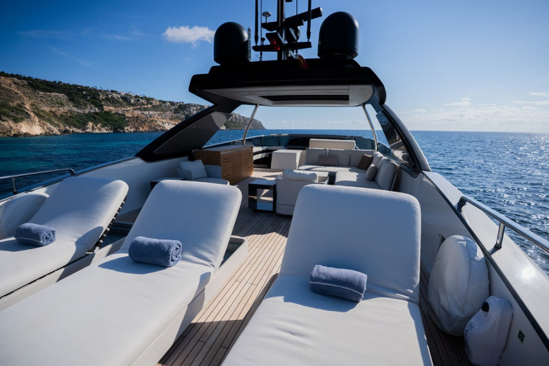 SL86 2024 SANLORENZO YACHTS
