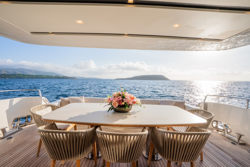 SL86 2024 SANLORENZO YACHTS