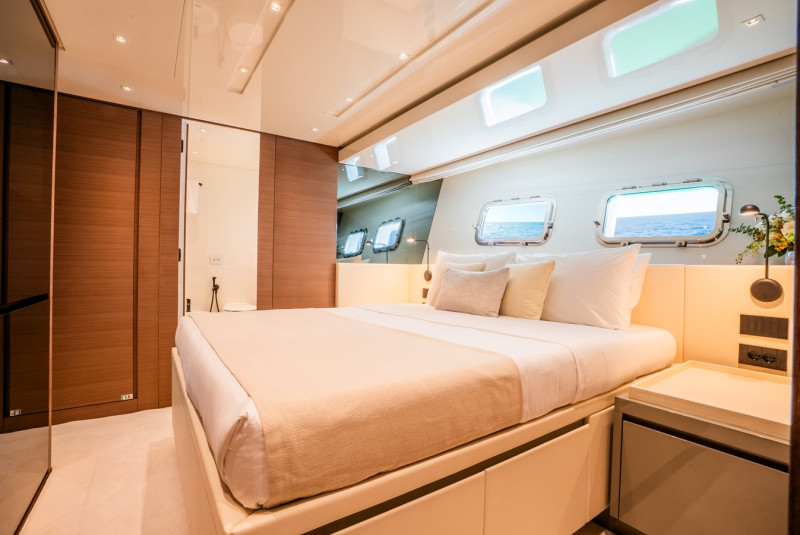 SL86 2024 SANLORENZO YACHTS